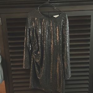 Shimmery body on dress XL